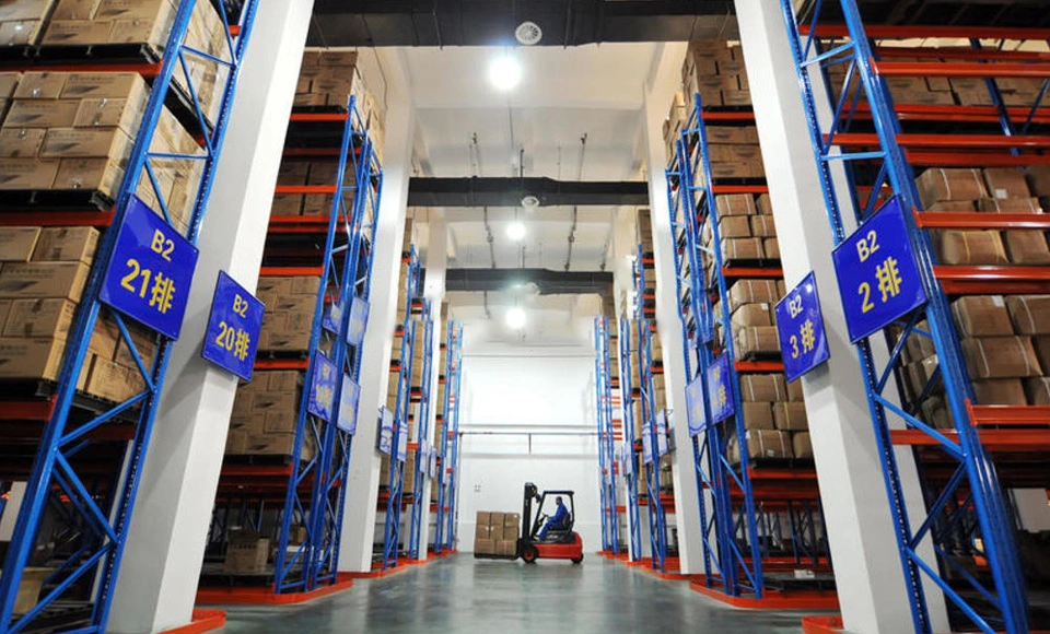 Globe Storage